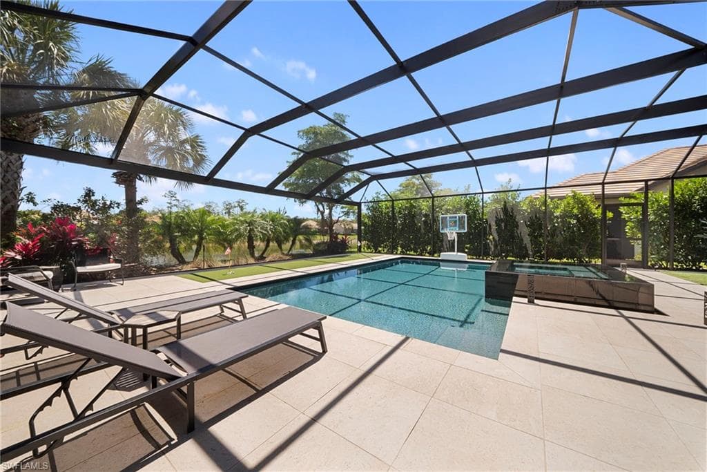 7052 Live Oak DR-40