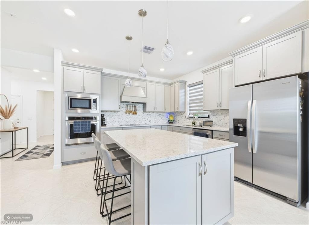 5613 Celebration DR-18