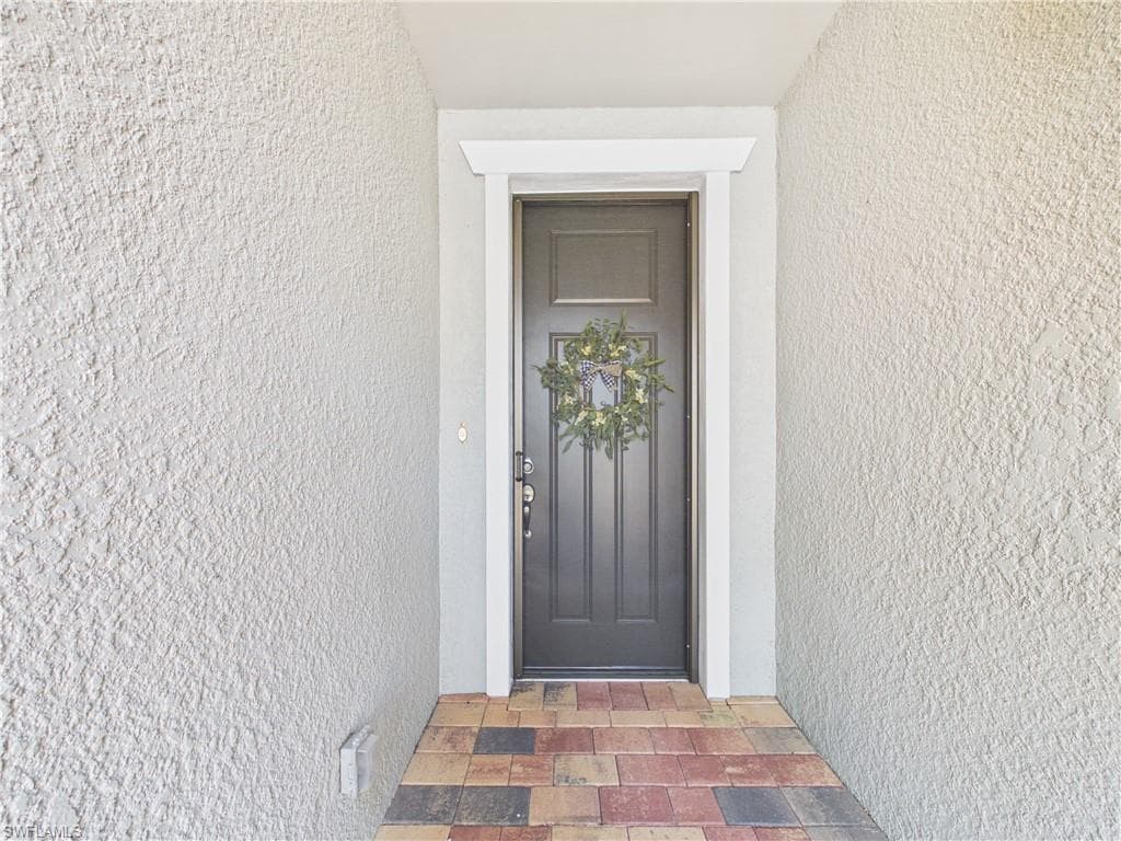 5613 Celebration DR-4