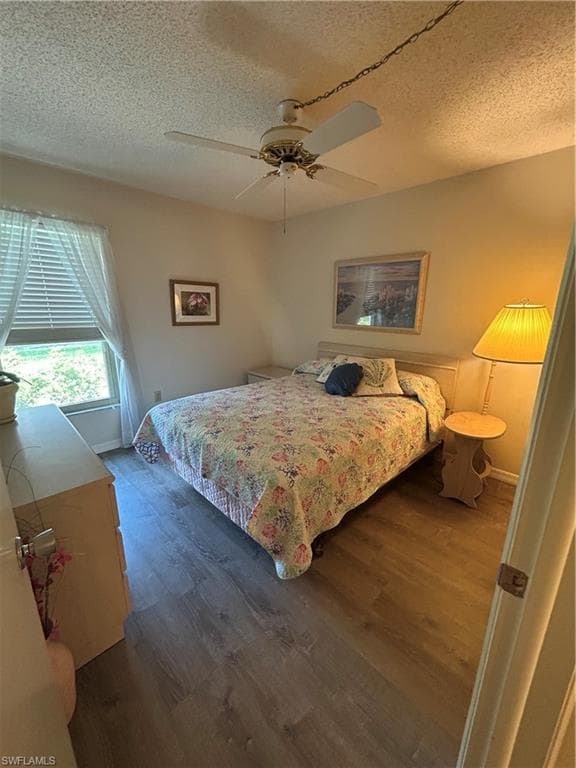 5479 Peppertree DR E13-14