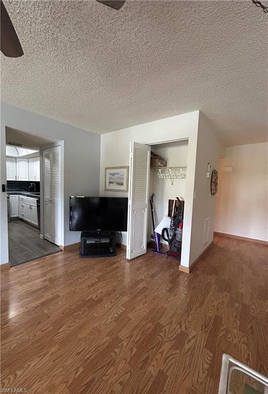 5479 Peppertree DR E13-8