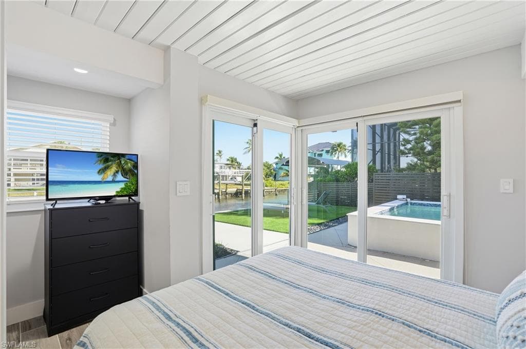 239 Curlew ST-30