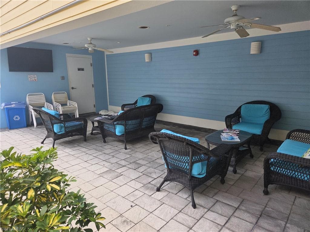 450 Old San Carlos BLVD SW 309-2