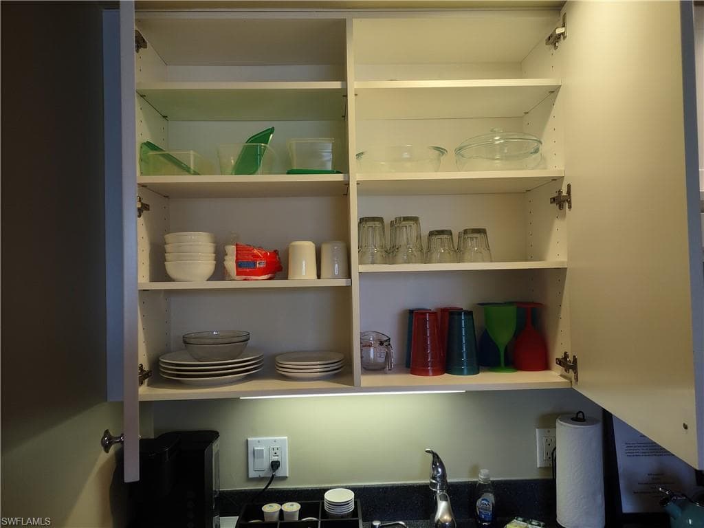 450 Old San Carlos BLVD SW 309-28