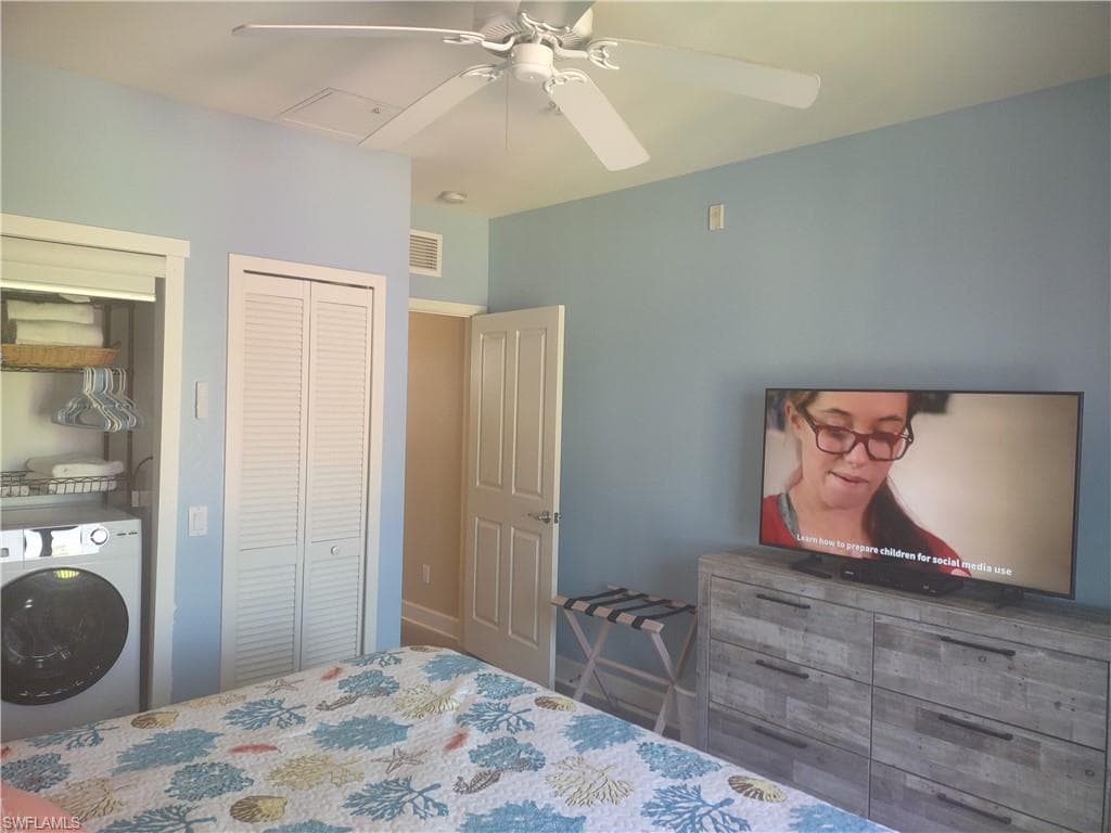 450 Old San Carlos BLVD SW 309-18