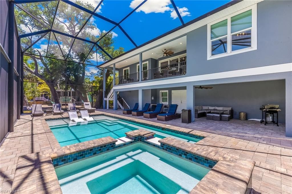5809 Lauder ST-23