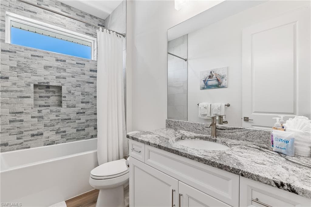 5809 Lauder ST-14