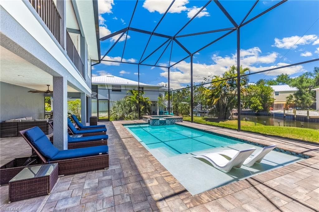 5809 Lauder ST-24