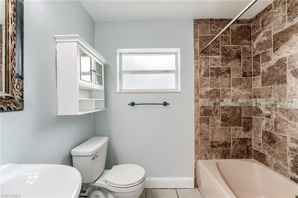 1443 Ricardo AVE-20