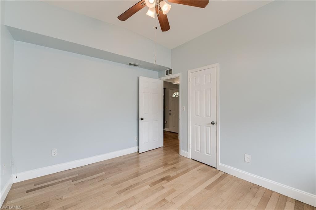 1443 Ricardo AVE-24