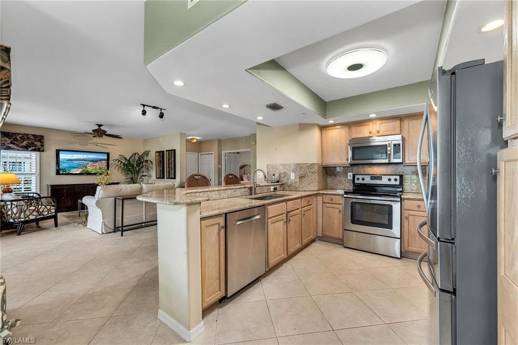 13231 Sherburne CIR 1502-8