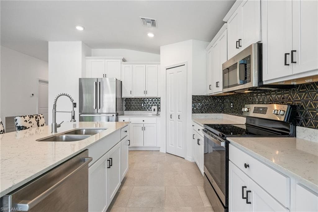 13910 Buckingham Oak DR-10