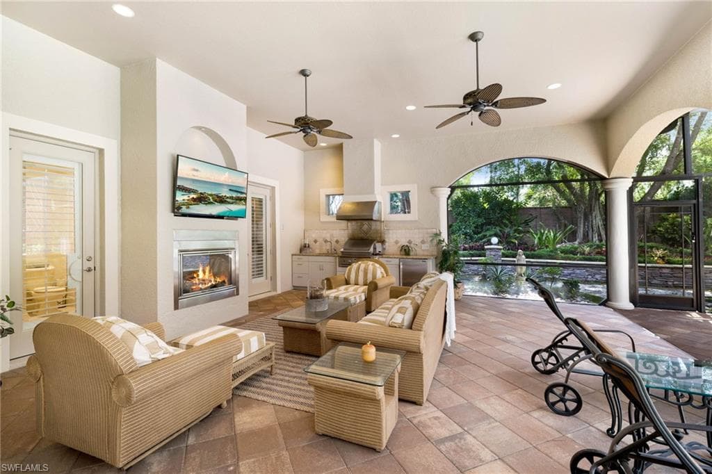 18580 Verona Lago DR-33
