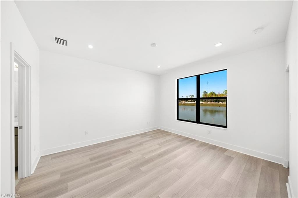 13104 Georges Cay PL-23