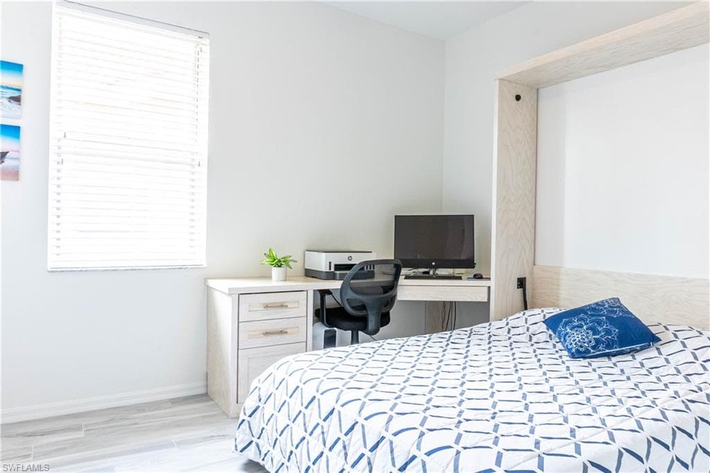 14059 Mirror CT-23