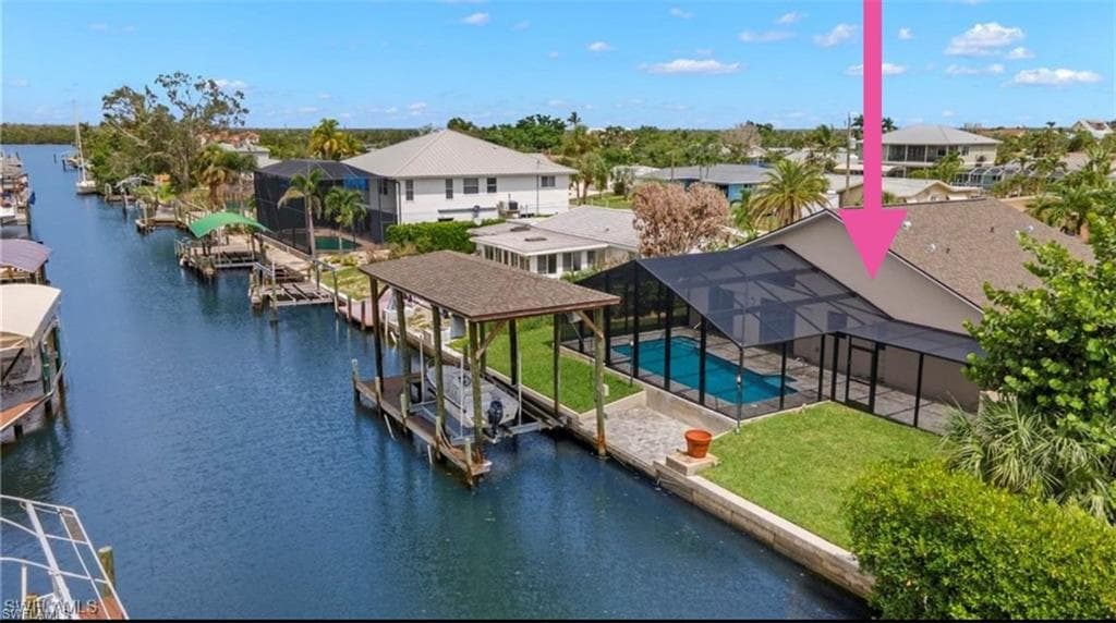 323 Washington CT-5