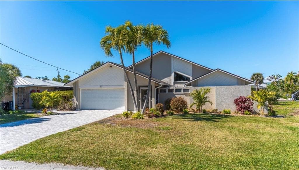 323 Washington CT-10