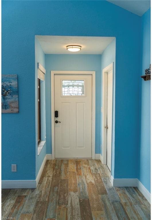 323 Washington CT-11