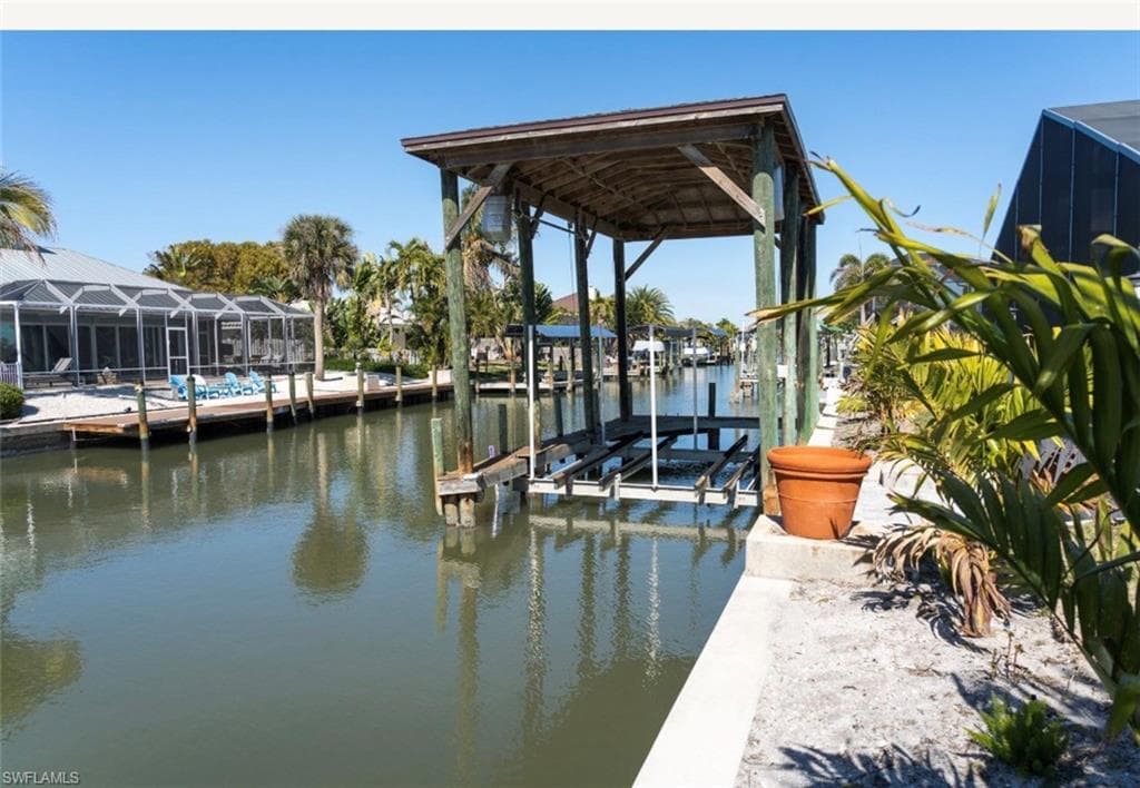 323 Washington CT-21