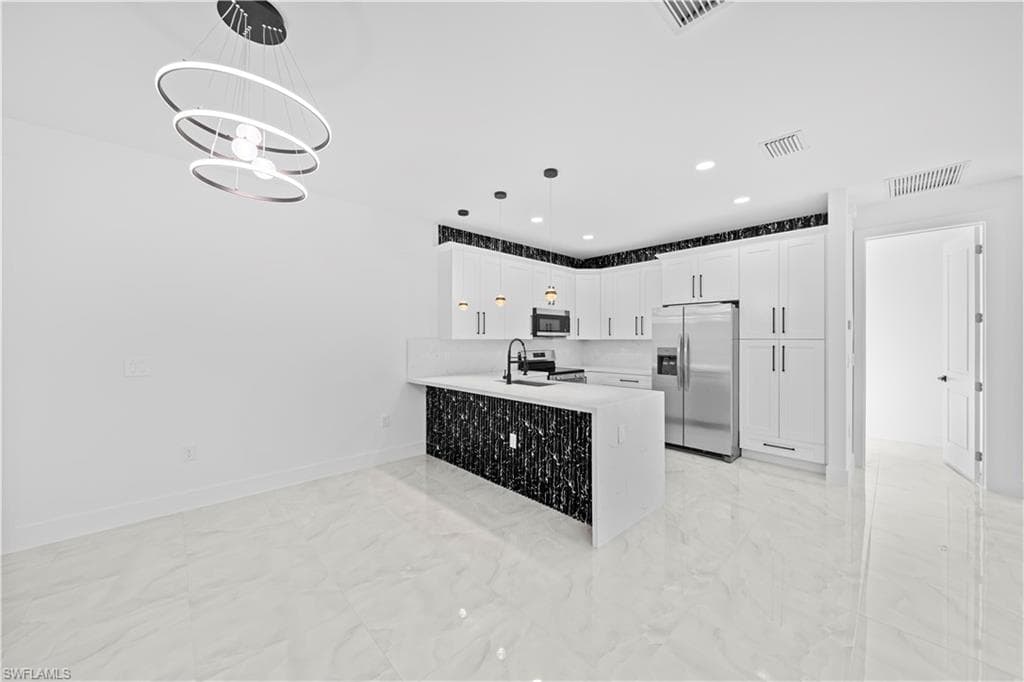 3701 Ida AVE N-12