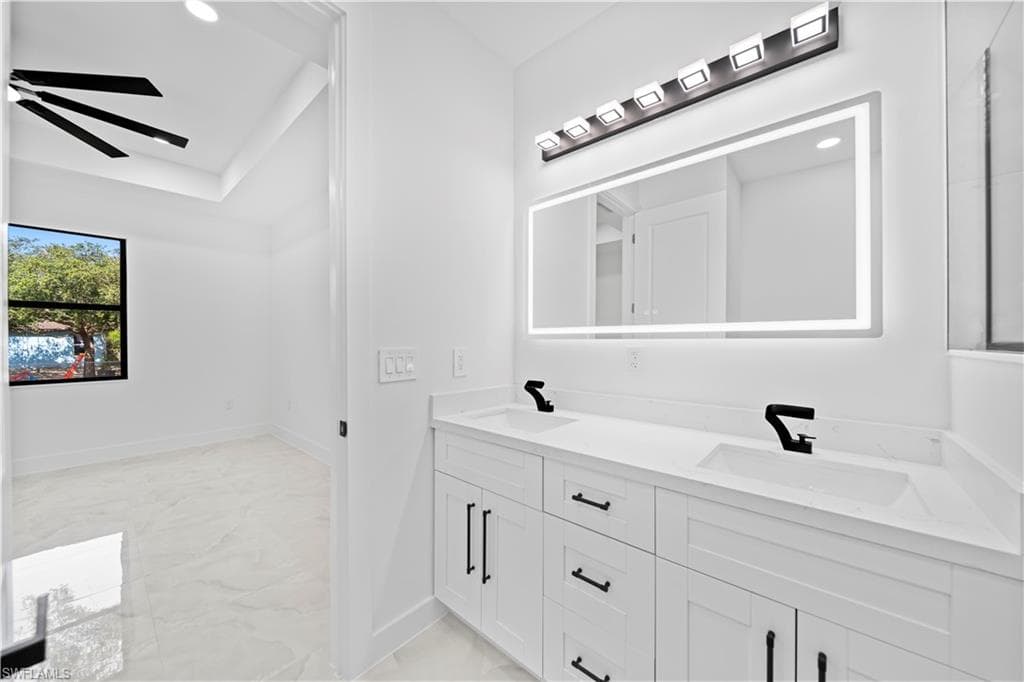 3701 Ida AVE N-19