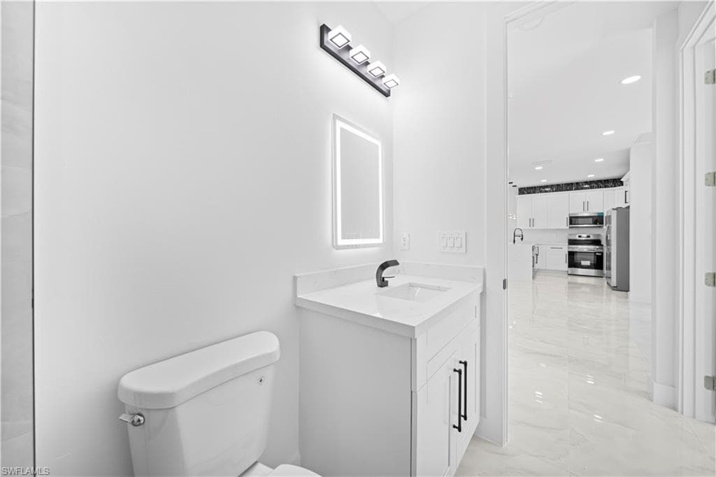 3701 Ida AVE N-8