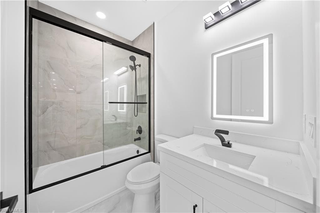 3701 Ida AVE N-21