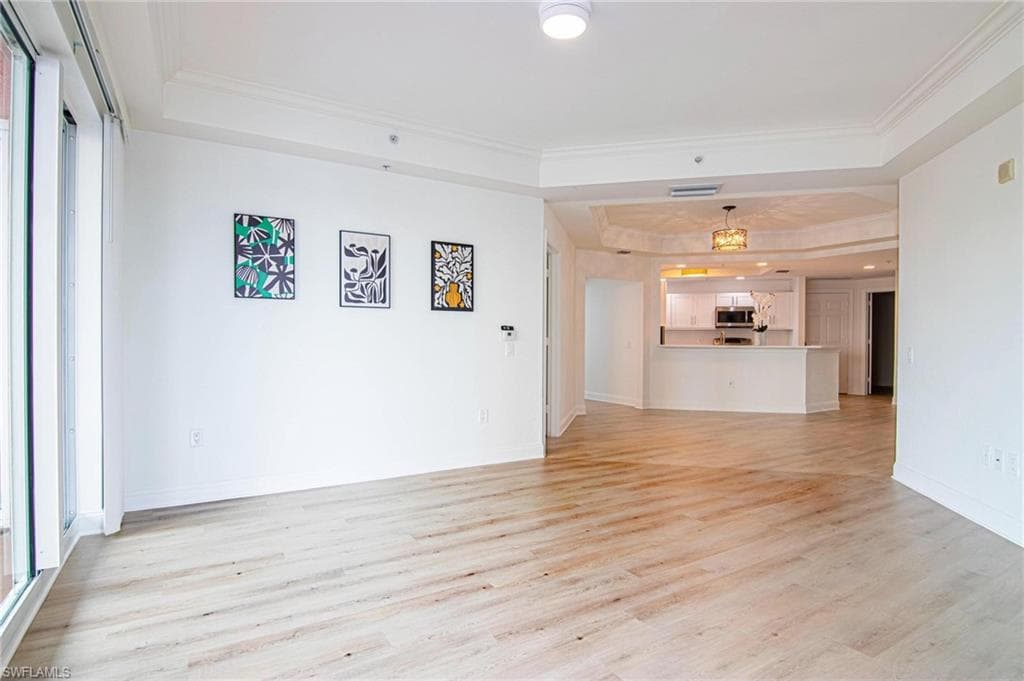 2743 1st ST 406-24