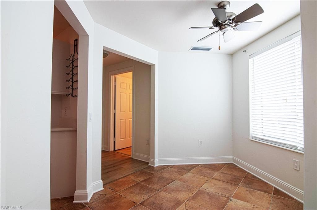 2743 1st ST 406-31