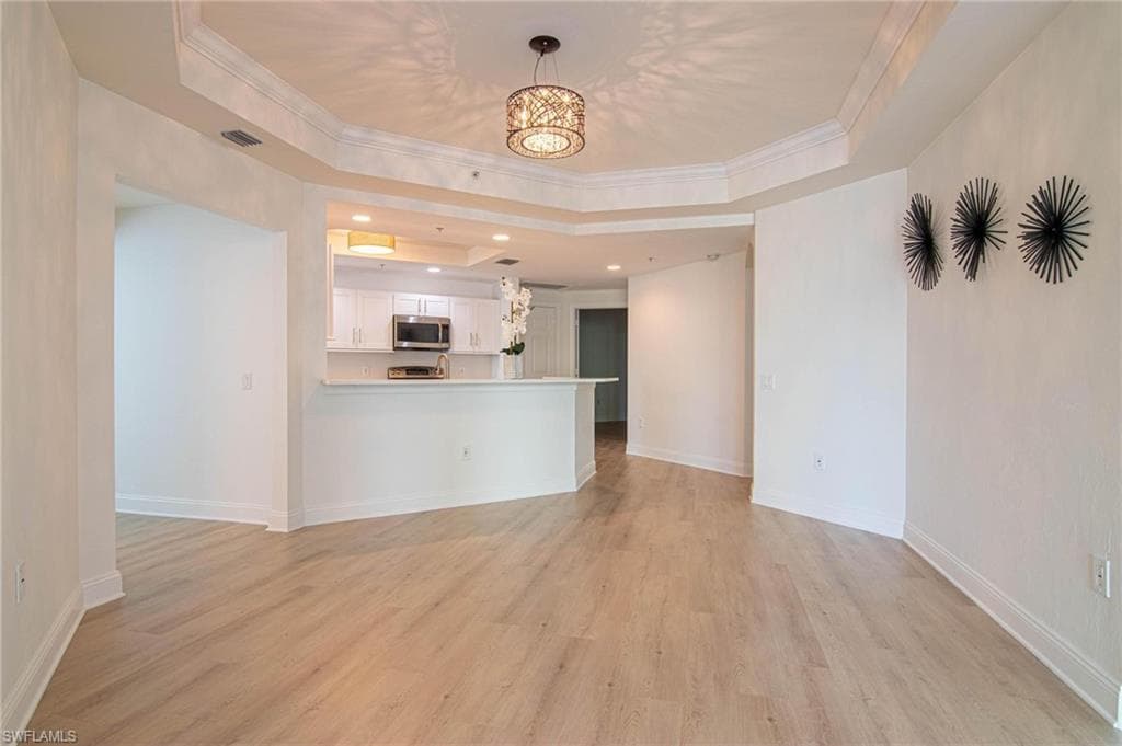 2743 1st ST 406-25