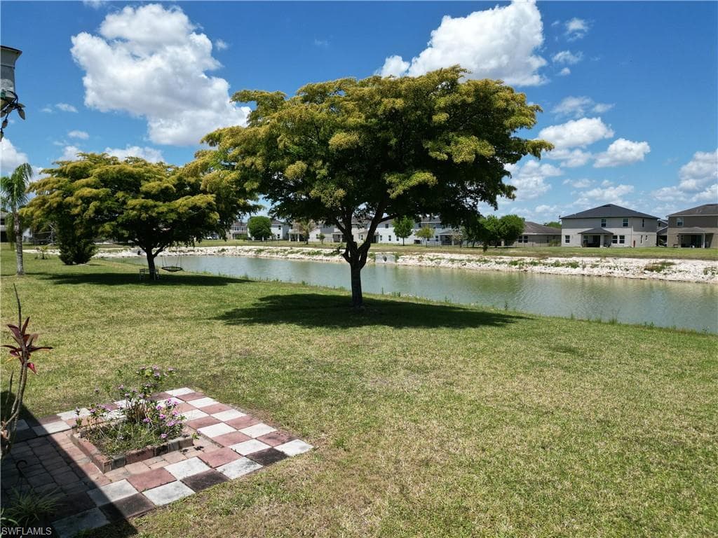 10353 Canal Brook LN-5