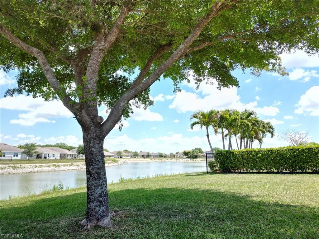10353 Canal Brook LN-8