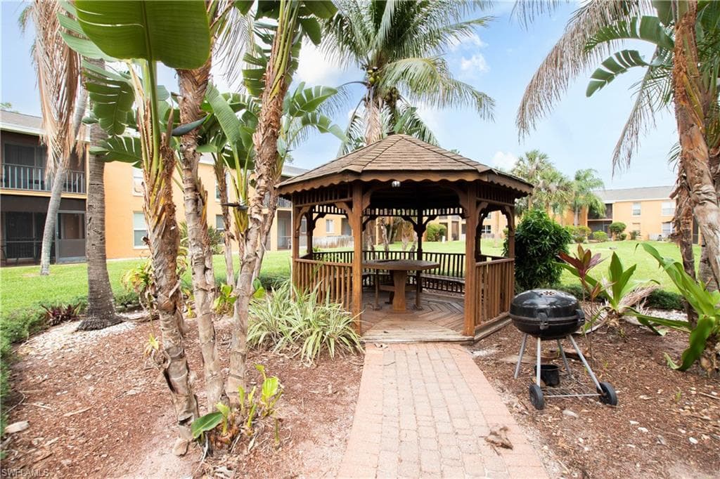 12620 Kenwood LN C-16