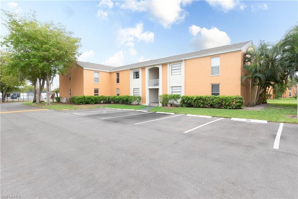 12620 Kenwood LN C-1