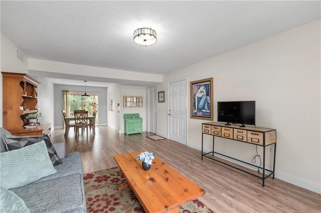 12620 Kenwood LN C-5