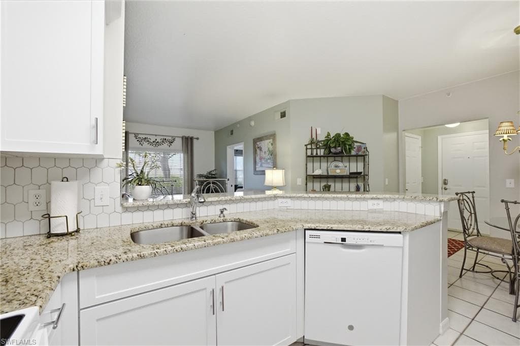 15605 Ocean Walk CIR 113-8