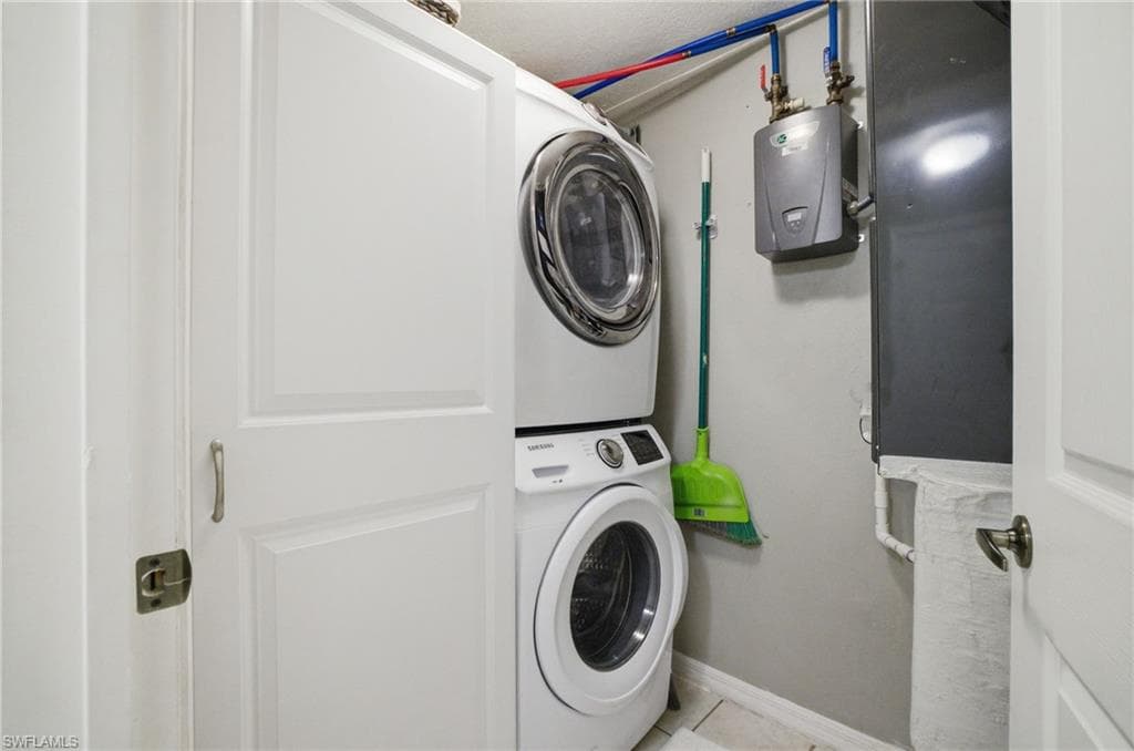 15605 Ocean Walk CIR 113-25