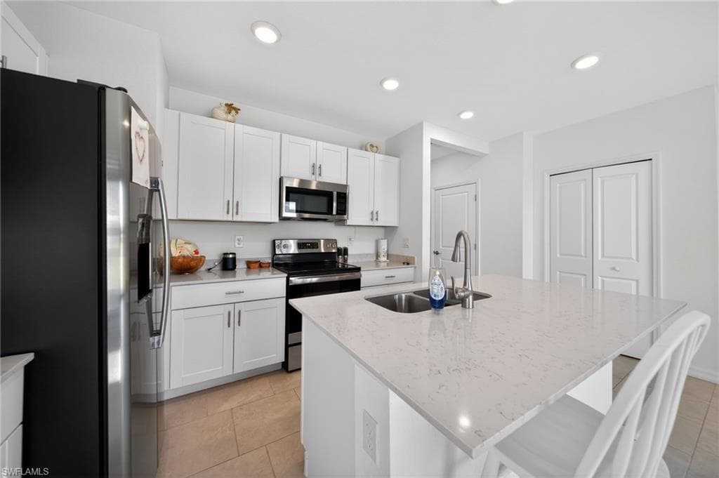 14275 Oviedo PL-5