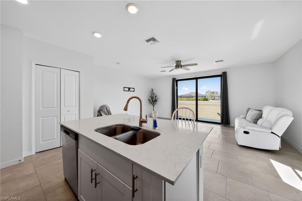 14275 Oviedo PL-4