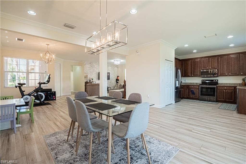 11031 Yellow Poplar DR-7