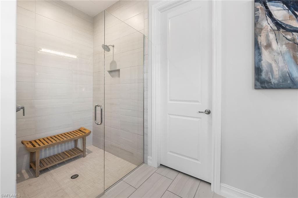 14212 Laguna Springs LN-23