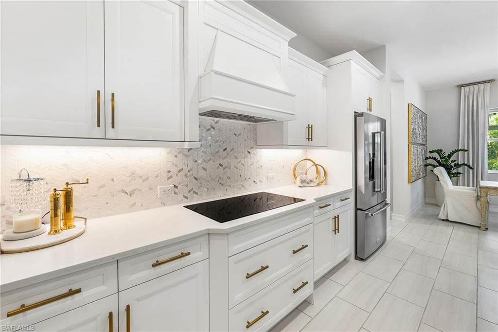 14212 Laguna Springs LN-14