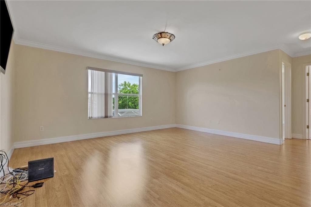 8711 KILKENNY CT-23