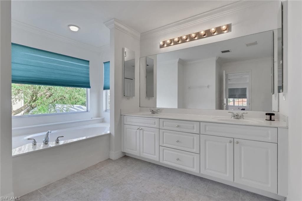 8711 KILKENNY CT-27