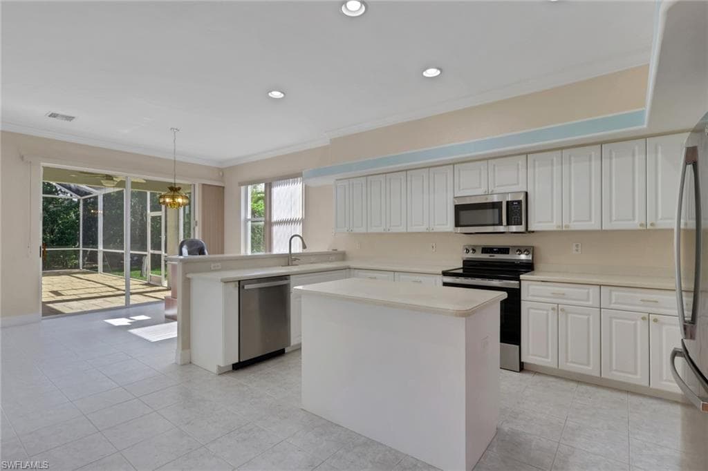 8711 KILKENNY CT-13