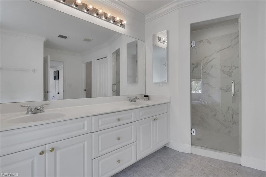 8711 KILKENNY CT-28