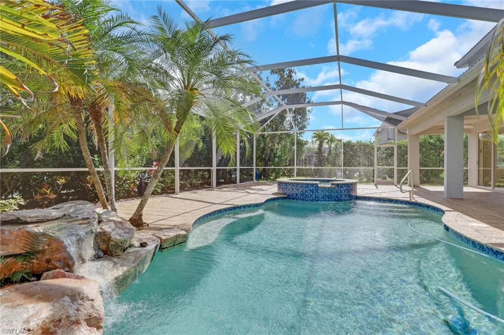 8711 KILKENNY CT-33