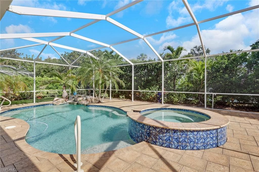 8711 KILKENNY CT-35