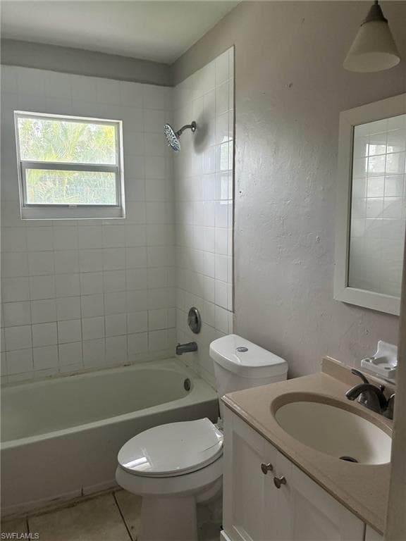 4923 Vincennes CT 7-5