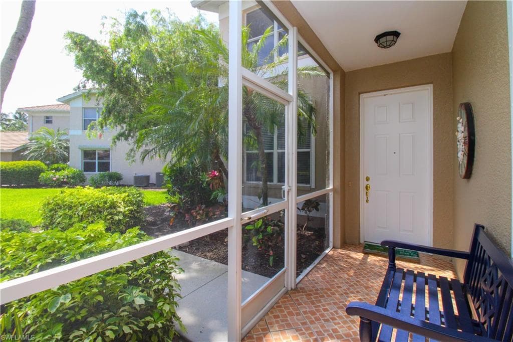 817 Carrick Bend CIR 101-9